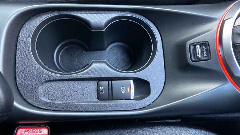 Nissan Juke 1.0 DiG-T N-Connecta 5dr DCT Petrol Hatchback